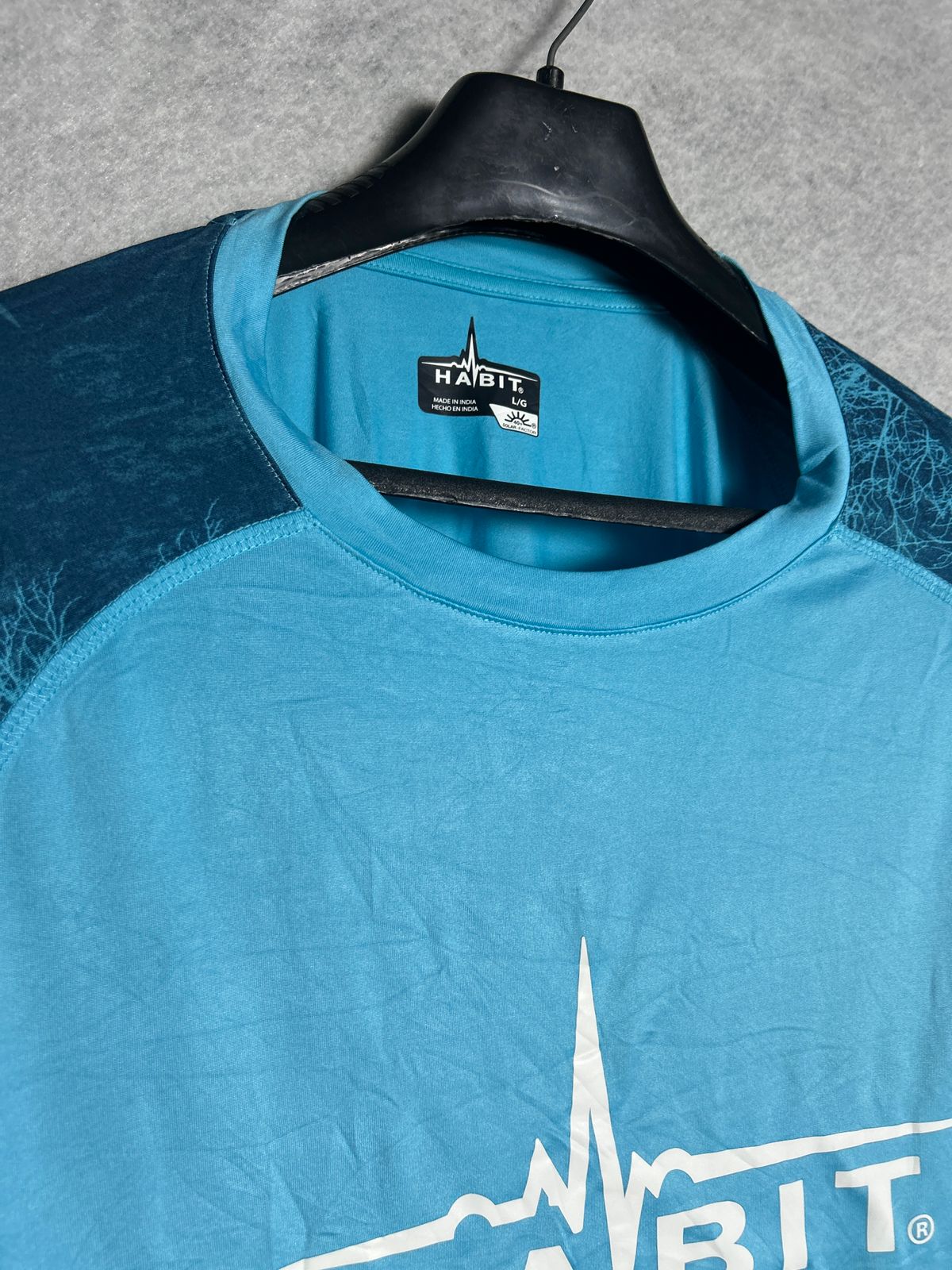 Habit Solar Factory Light Blue Round Tee - Large