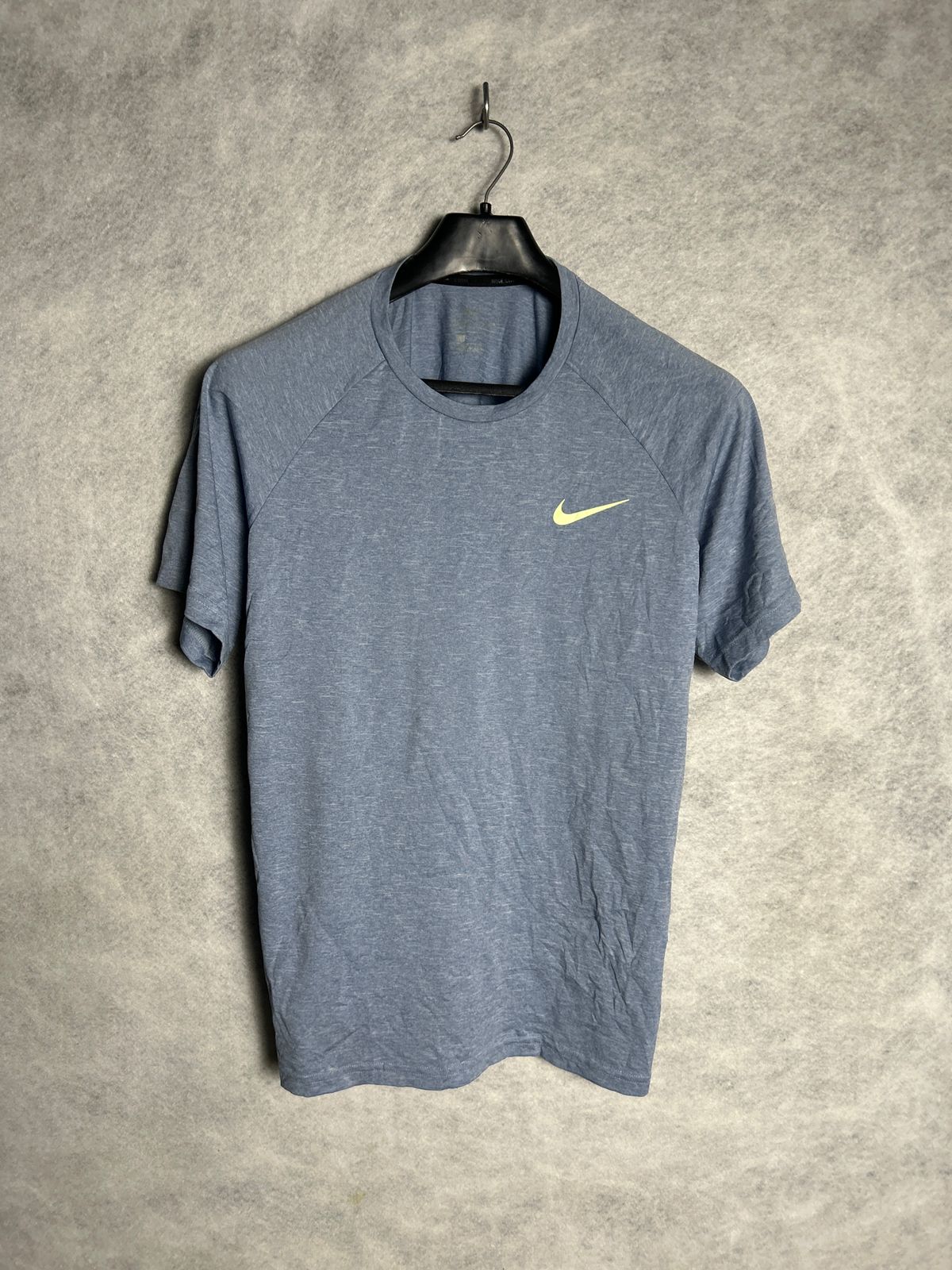 Nike Drifit Gray Round Tee - Medium