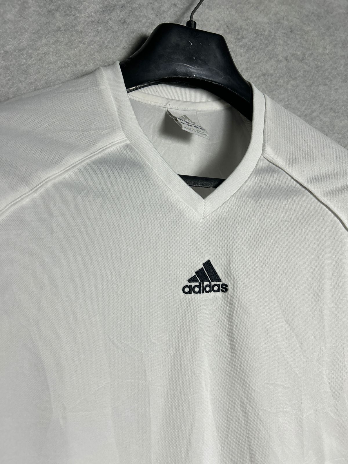 Adidas V Neck White - Medium