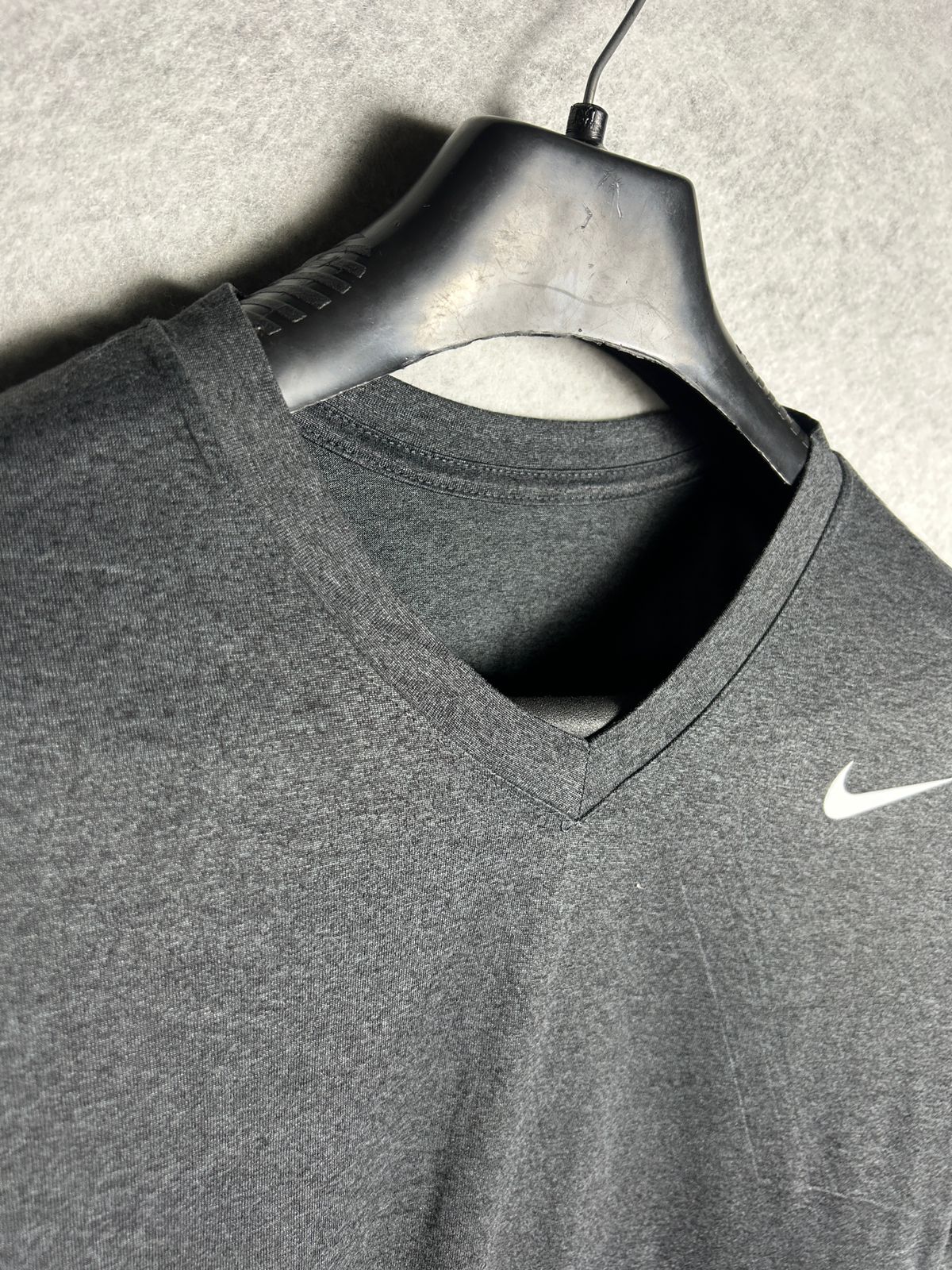 Nike Dri Fit V Neck - Small