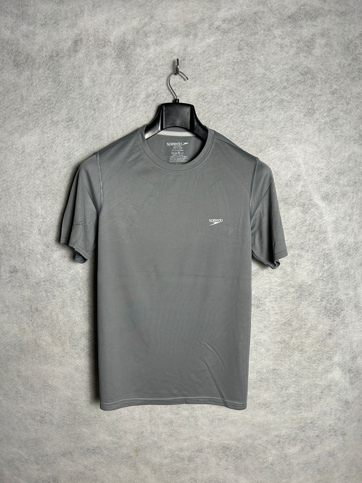 Speedo Gray Round Tee - Small