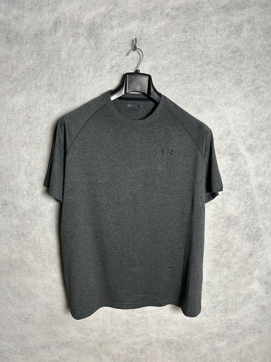 Under Armour Loose Black Round Neck - XL