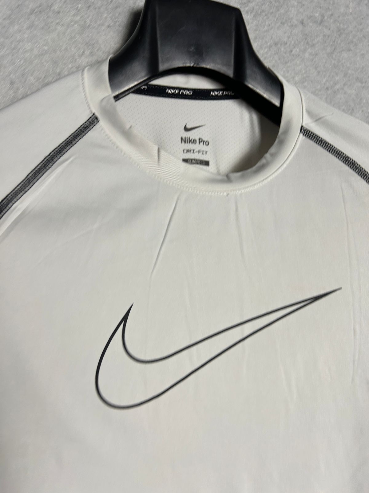 Nike Pro Slim Fit - Large