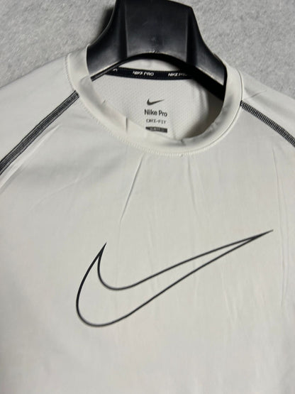 Nike Pro Slim Fit - Large