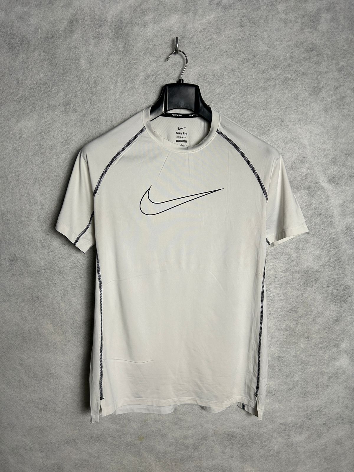 Nike Pro Slim Fit - Large