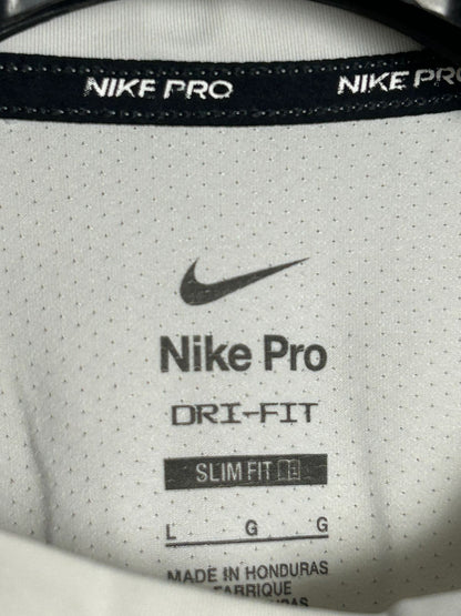 Nike Pro Slim Fit - Large