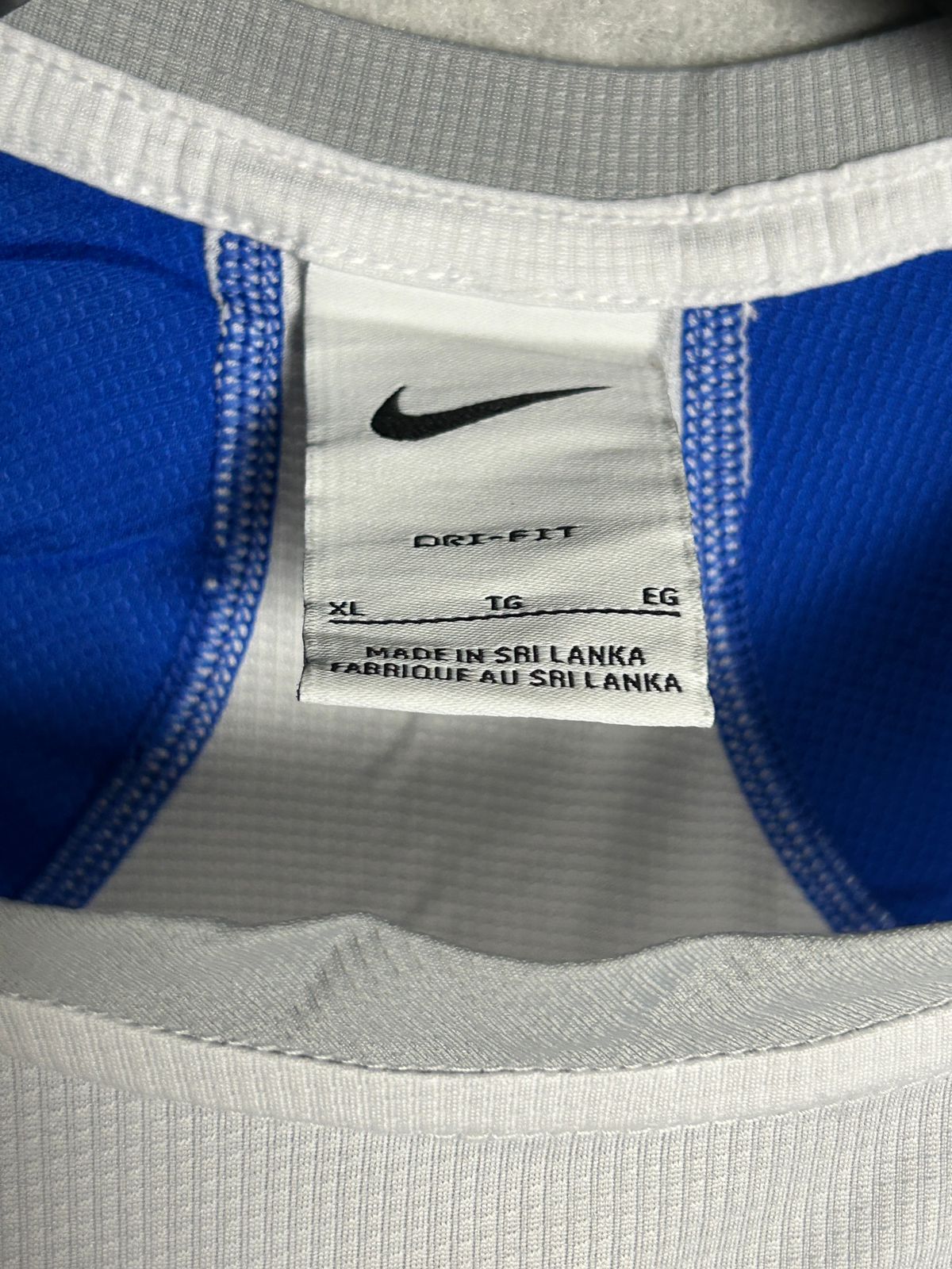 Nike Dri Fit White - XL