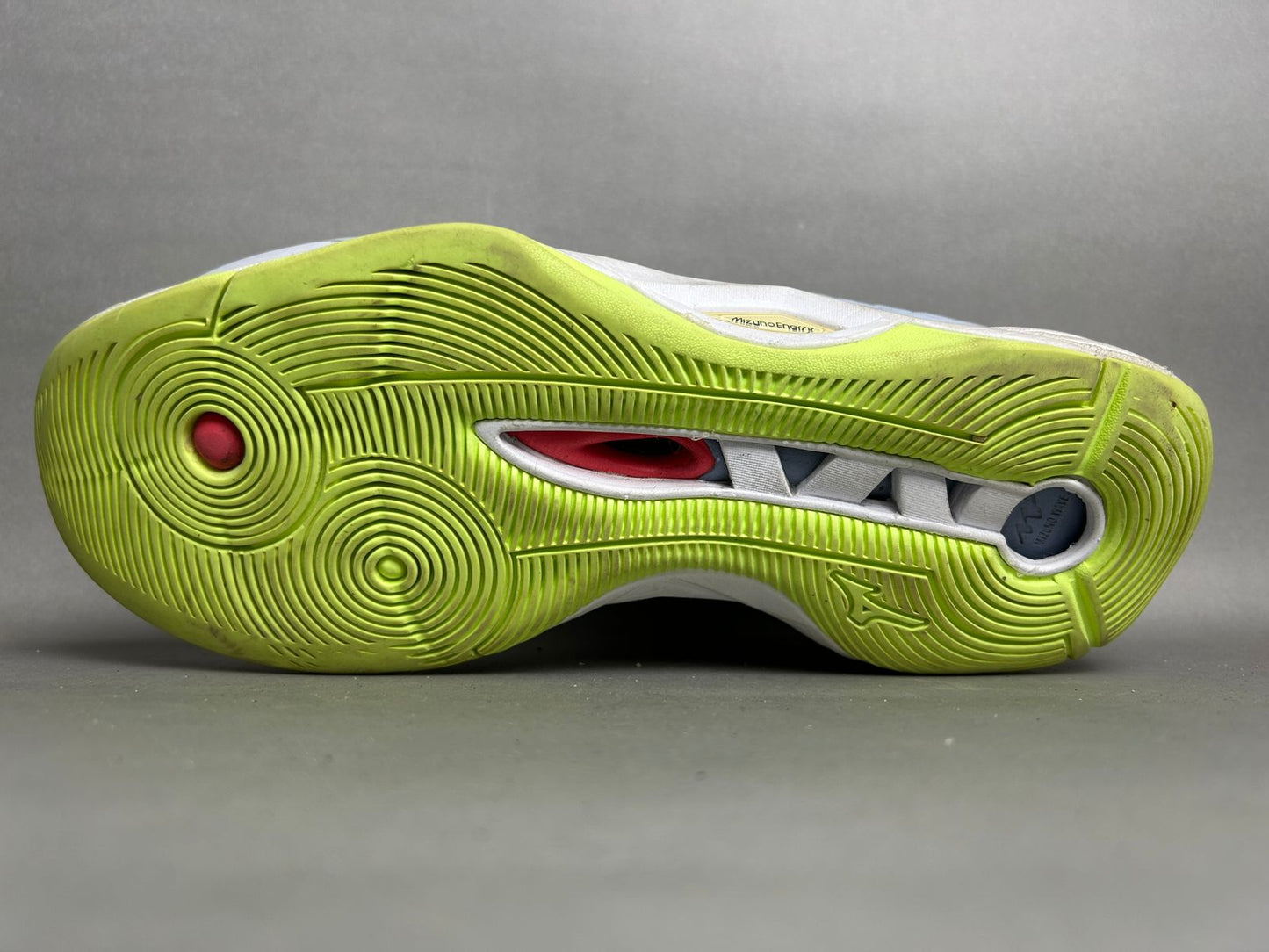 Mizuno Wave Momentum 2 - EURO 38.5
