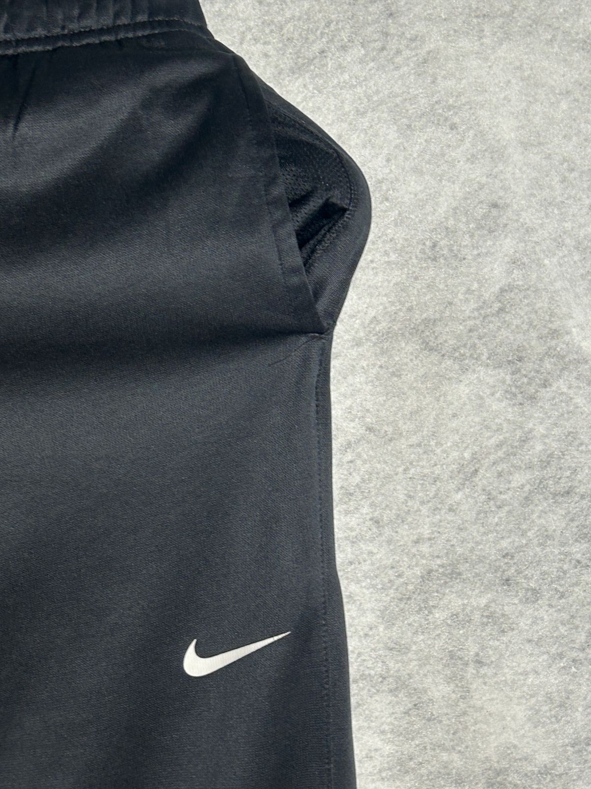 Nike Therma Fit 3 QTR Black - Large