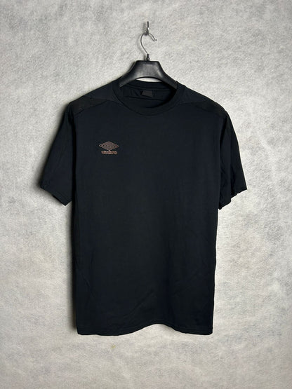 Umbro Black Round Neck - Large