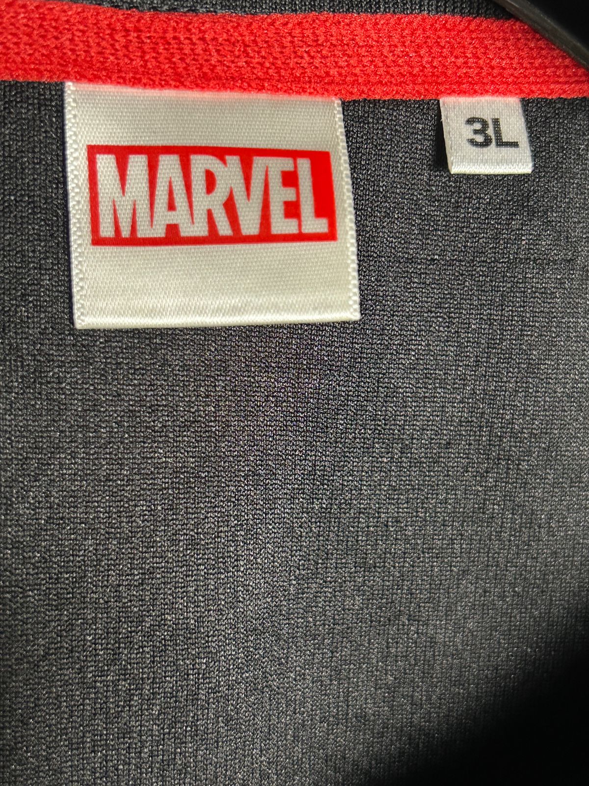Marvel Black Round Neck - 3L
