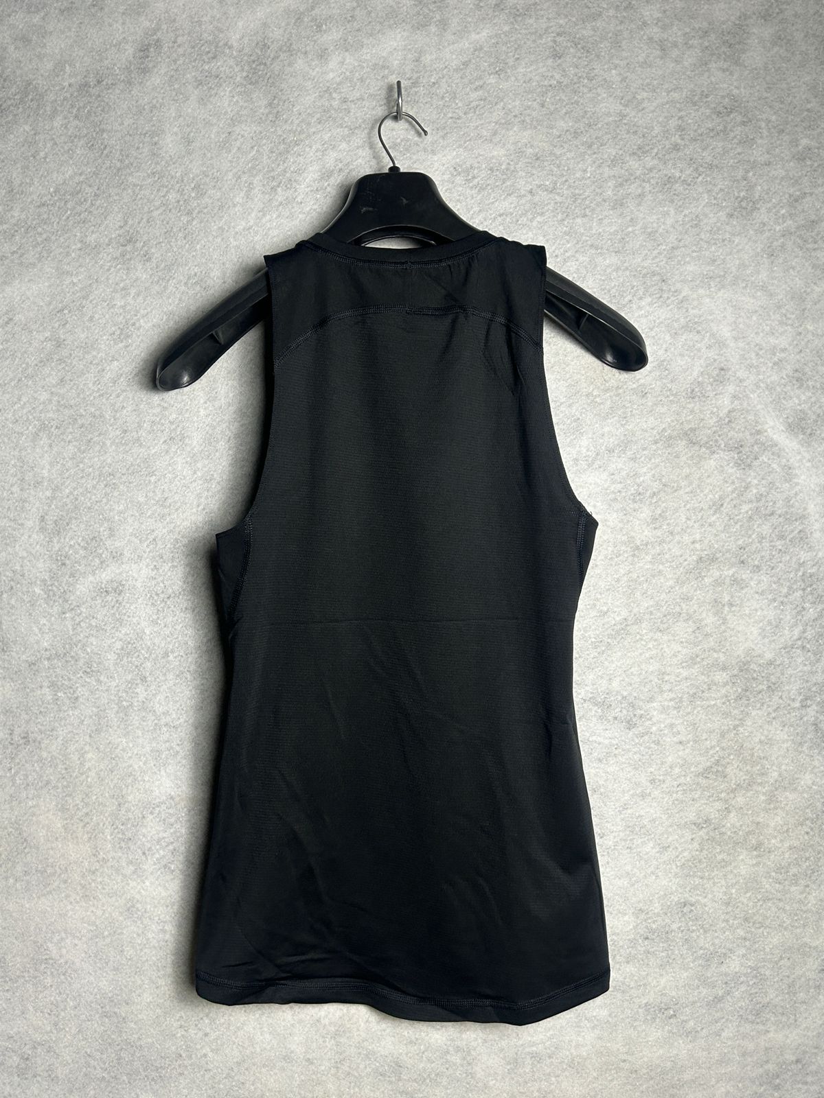 Adidas Techfit Clima Cool Sando - Medium