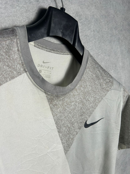 Nike White & Gray Round Tee - Medium