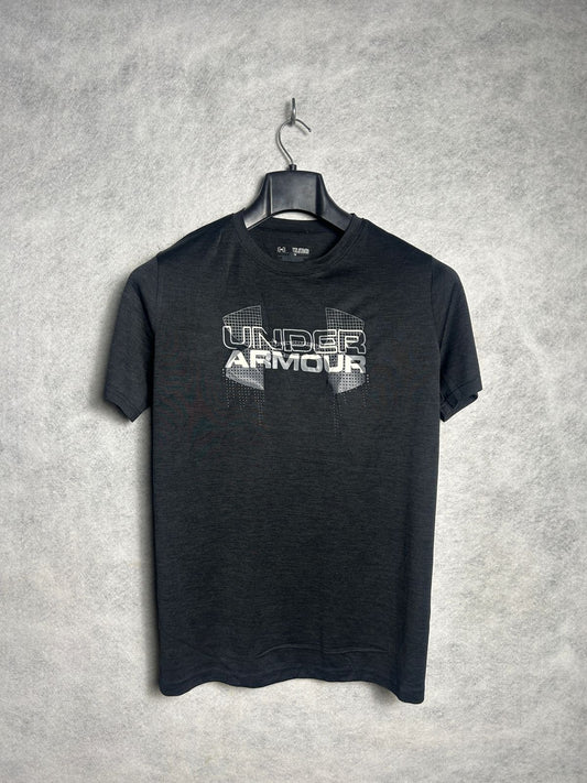 Under Armour Black Round Neck - YXL