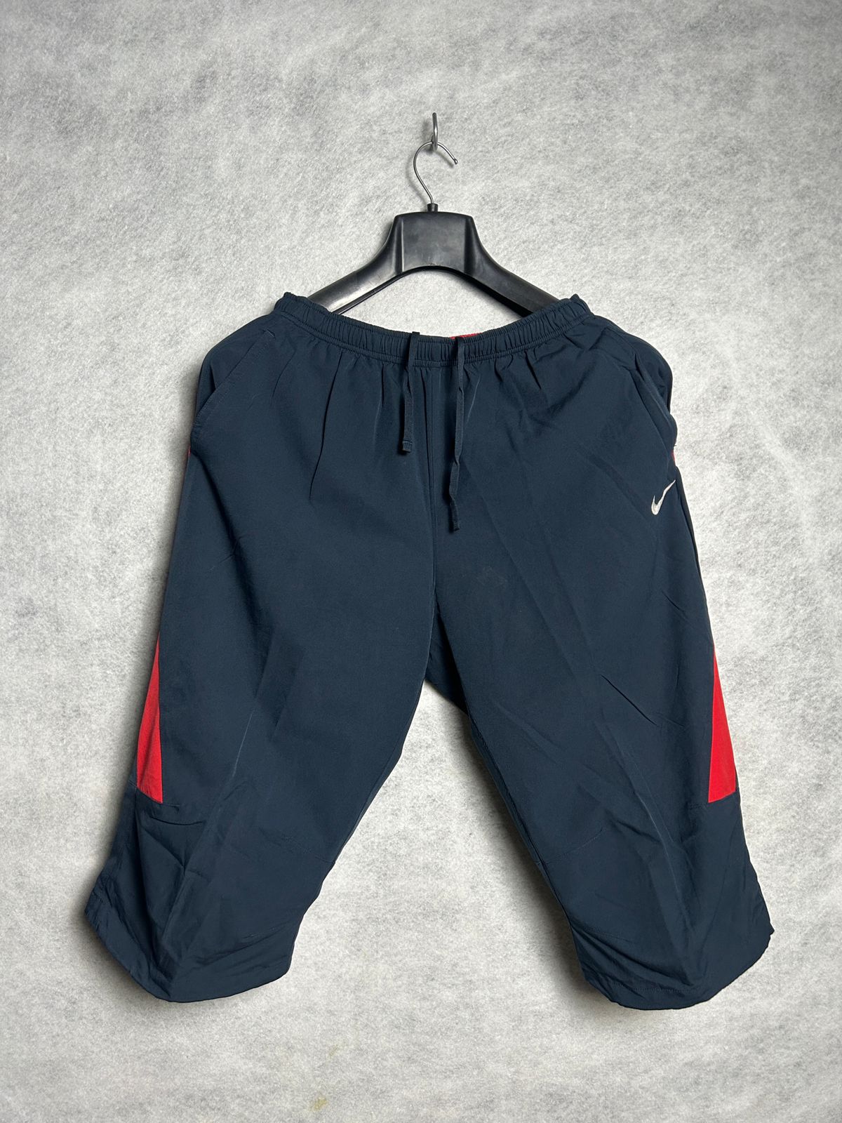 Nike Dri Fit Black & Red Short - XL
