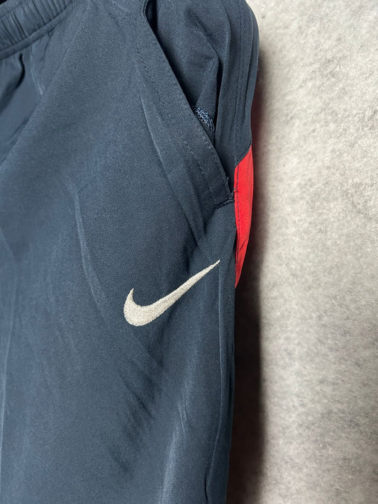 Nike Dri Fit Black & Red Short - XL