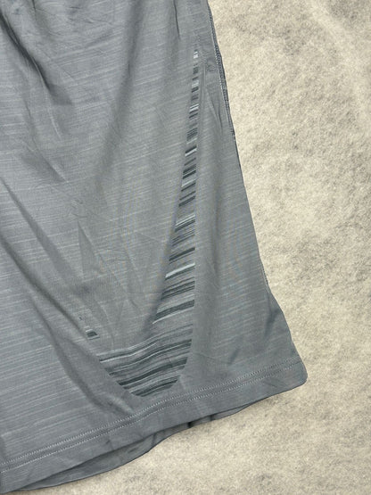Nike Wolf Gray Short - Medium