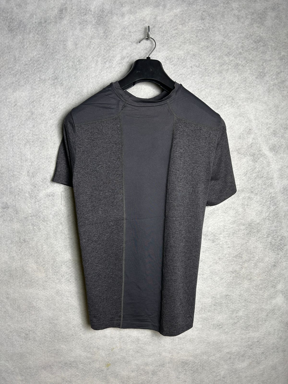 The North Face Yellow Logo Tee - Medium