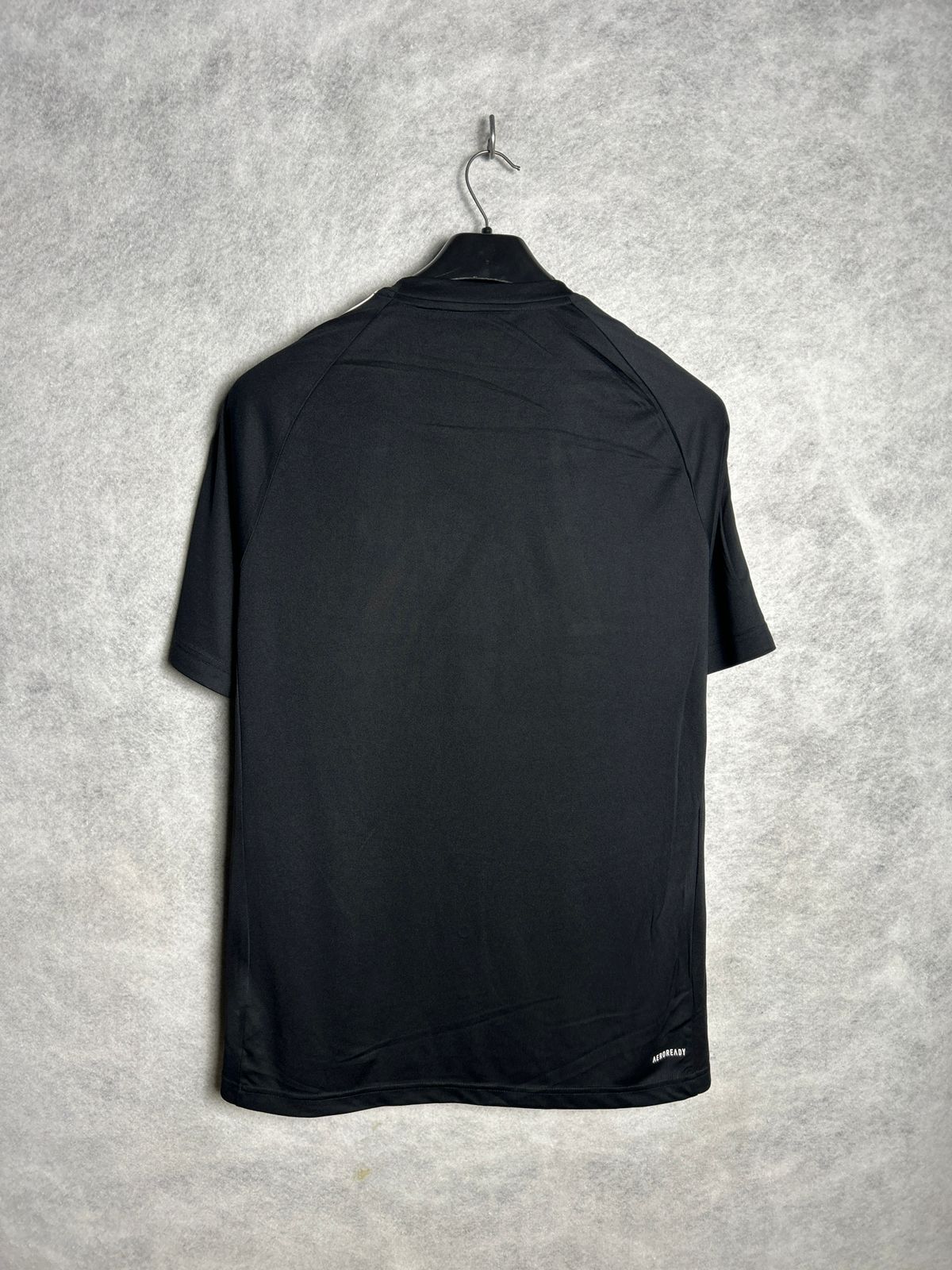 Adidas Black Big Logo Aeroready Round Neck Tee - Large