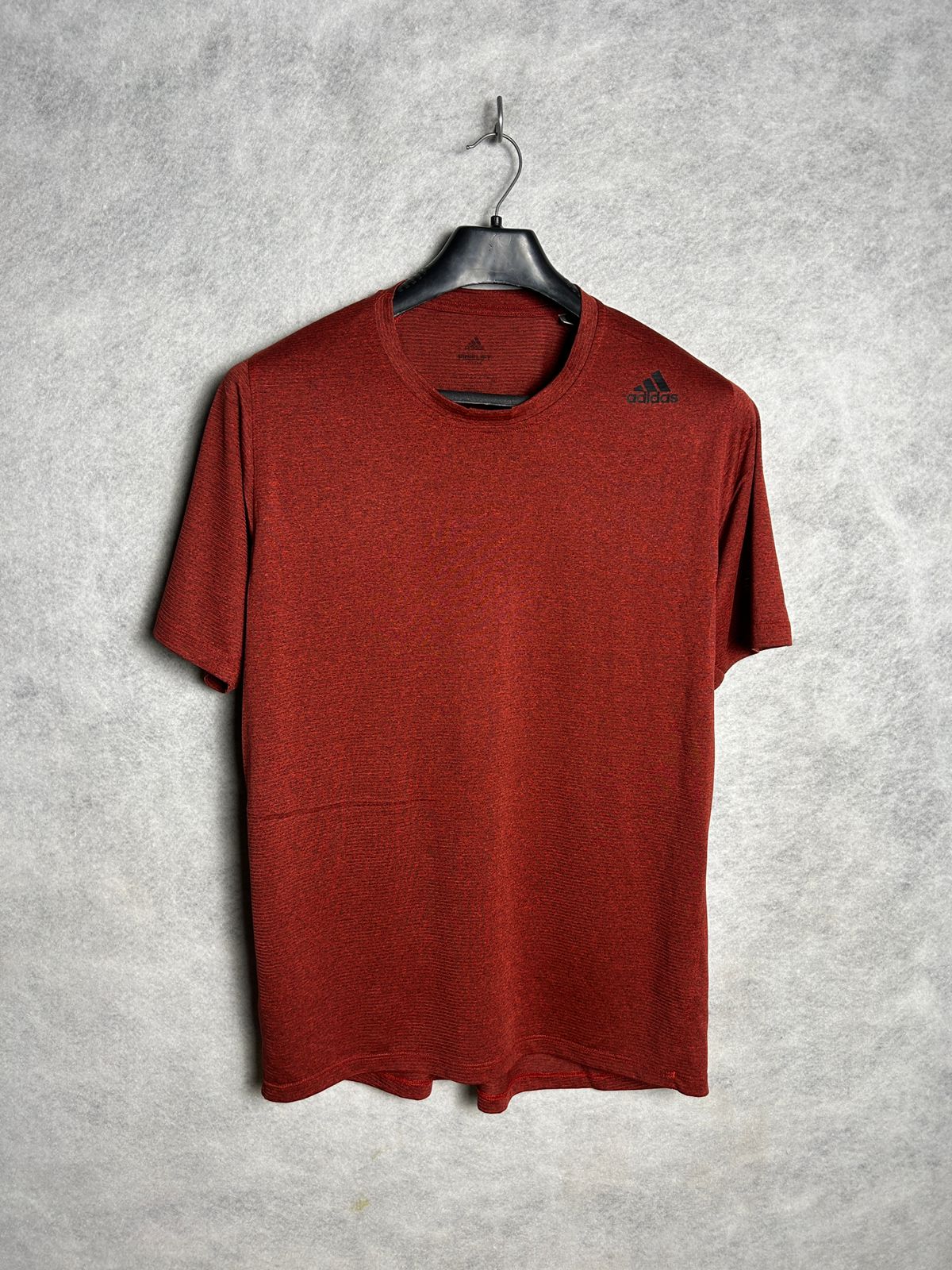 Adidas FreeLift Red Round Tee - Large