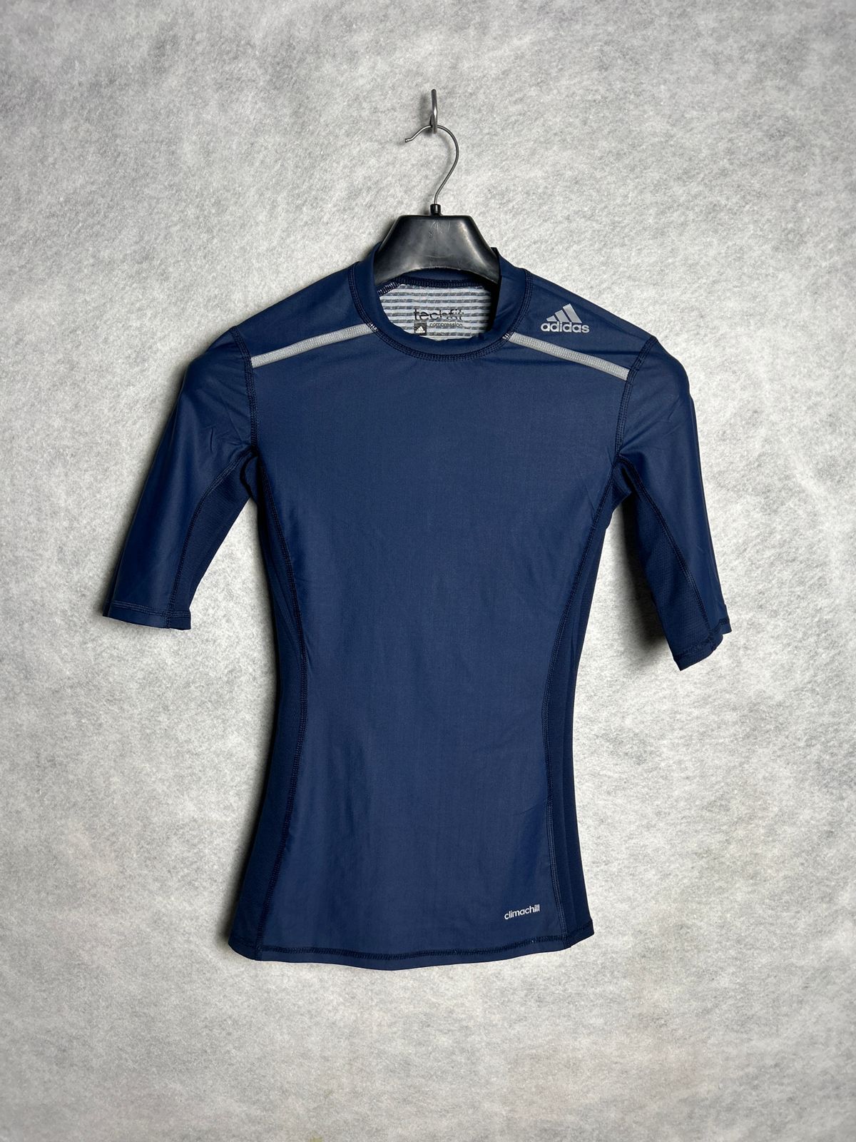 Adidas Climachill Play Joueur Compression X Fitted Round Neck - XL