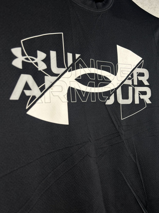 Under Armour Loose Black Round Neck - Small