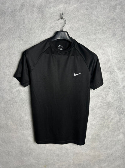 Nike Black Round Neck - Large