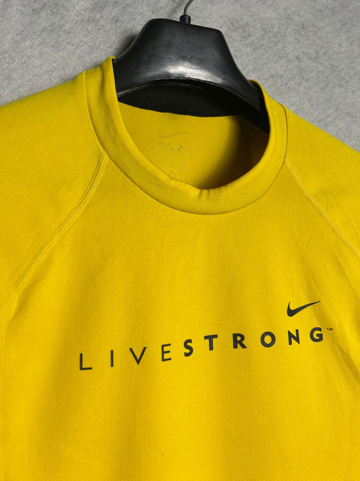 Nike (Live Strong ) Round Neck - Large