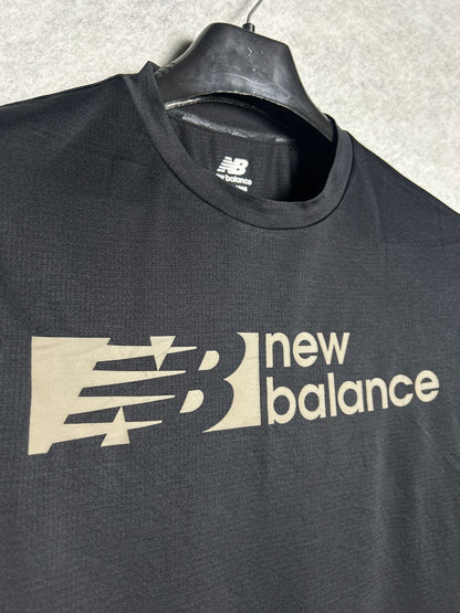 New Balance Black Round Neck - Small