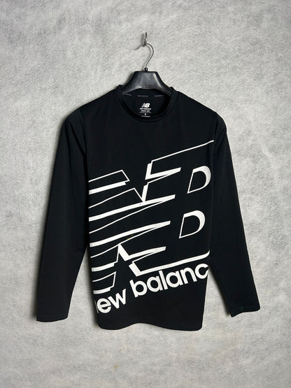 New Balance Black Full Sleeves Round Neck - Small