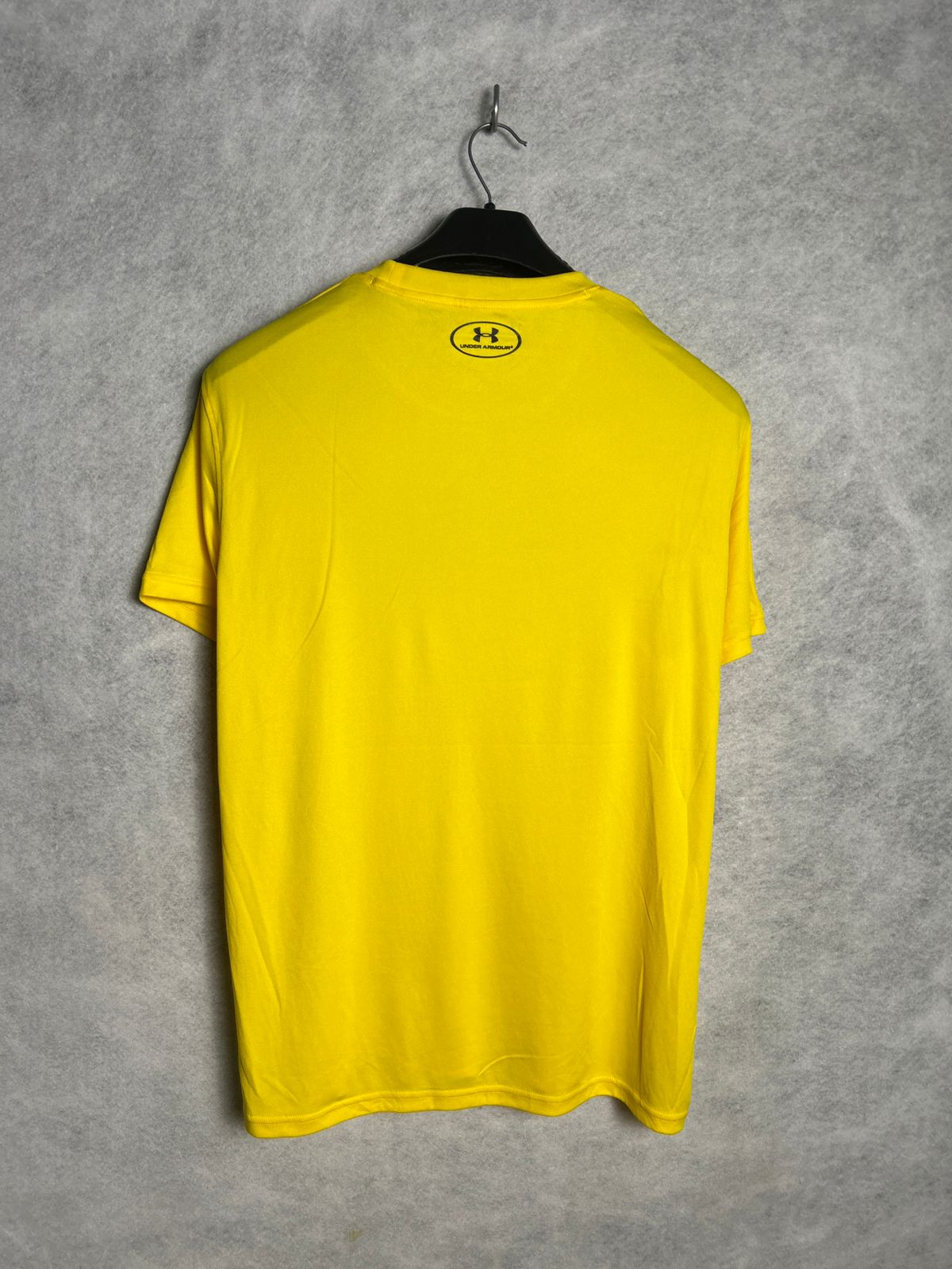 Under Armour Yellow Heat Gear Loose Round Neck - Large
