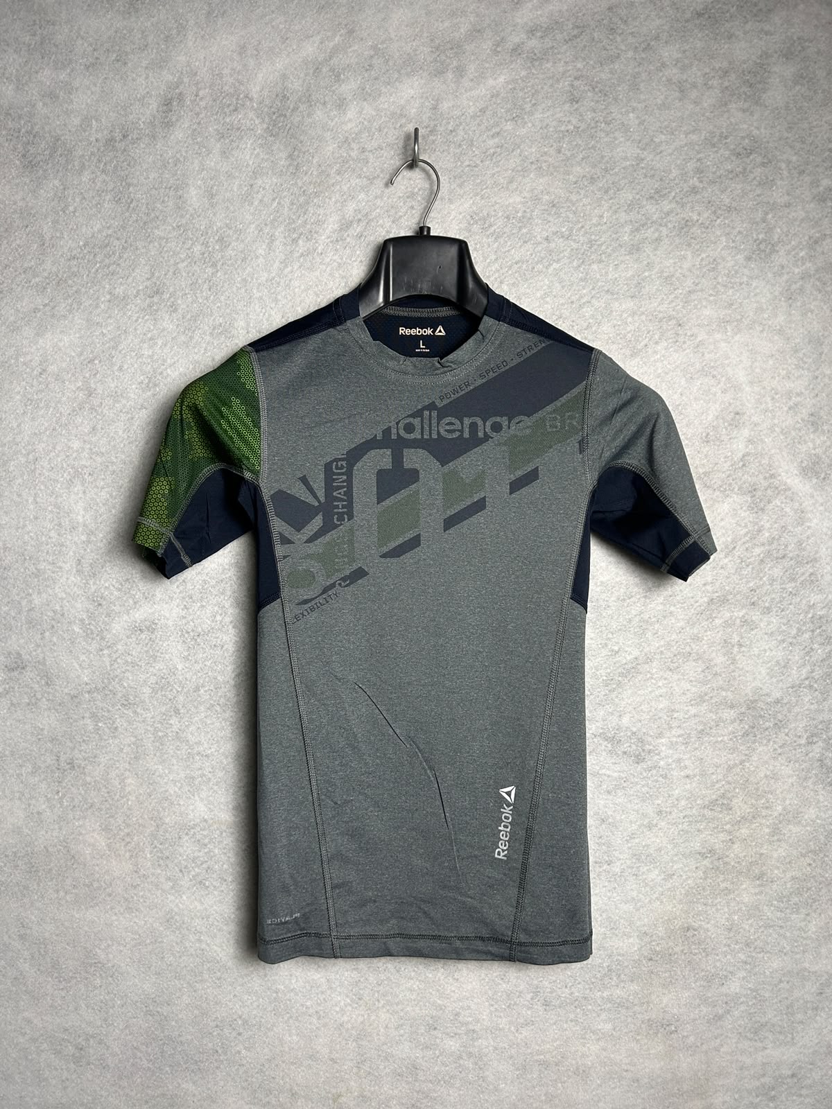 Reebok Gray Round Neck - Large