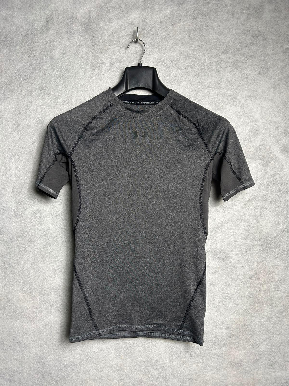 Under Armour Gray Heat Gear Compression Round Neck - Large