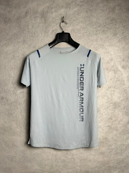 Under Armour Fitted Round Neck Tee - Medium