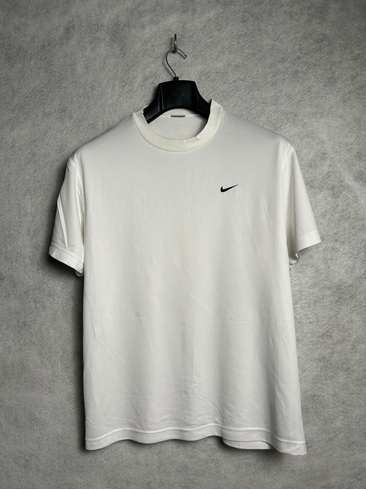 Nike White Round Neck - XL