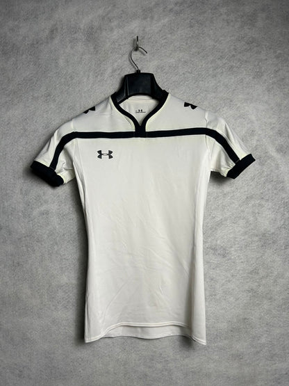 Under Armour Fitted V Neck Tee - Medium