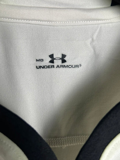 Under Armour Fitted V Neck Tee - Medium
