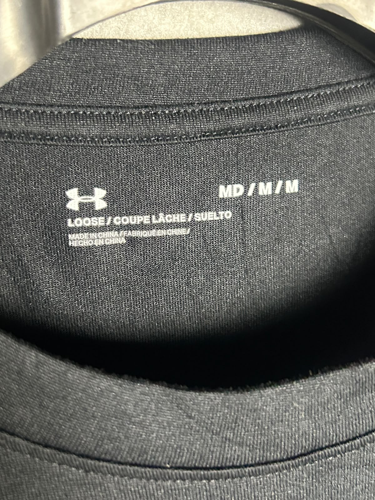 Under Armour Loose Red Big Logo Round Neck Tee - Medium