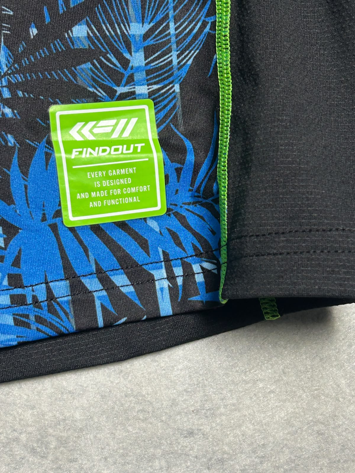 Find Out Round Tee - 3L