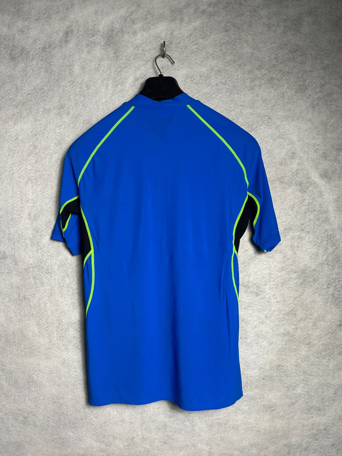 Ice Assist Blue Round Tee- 3L