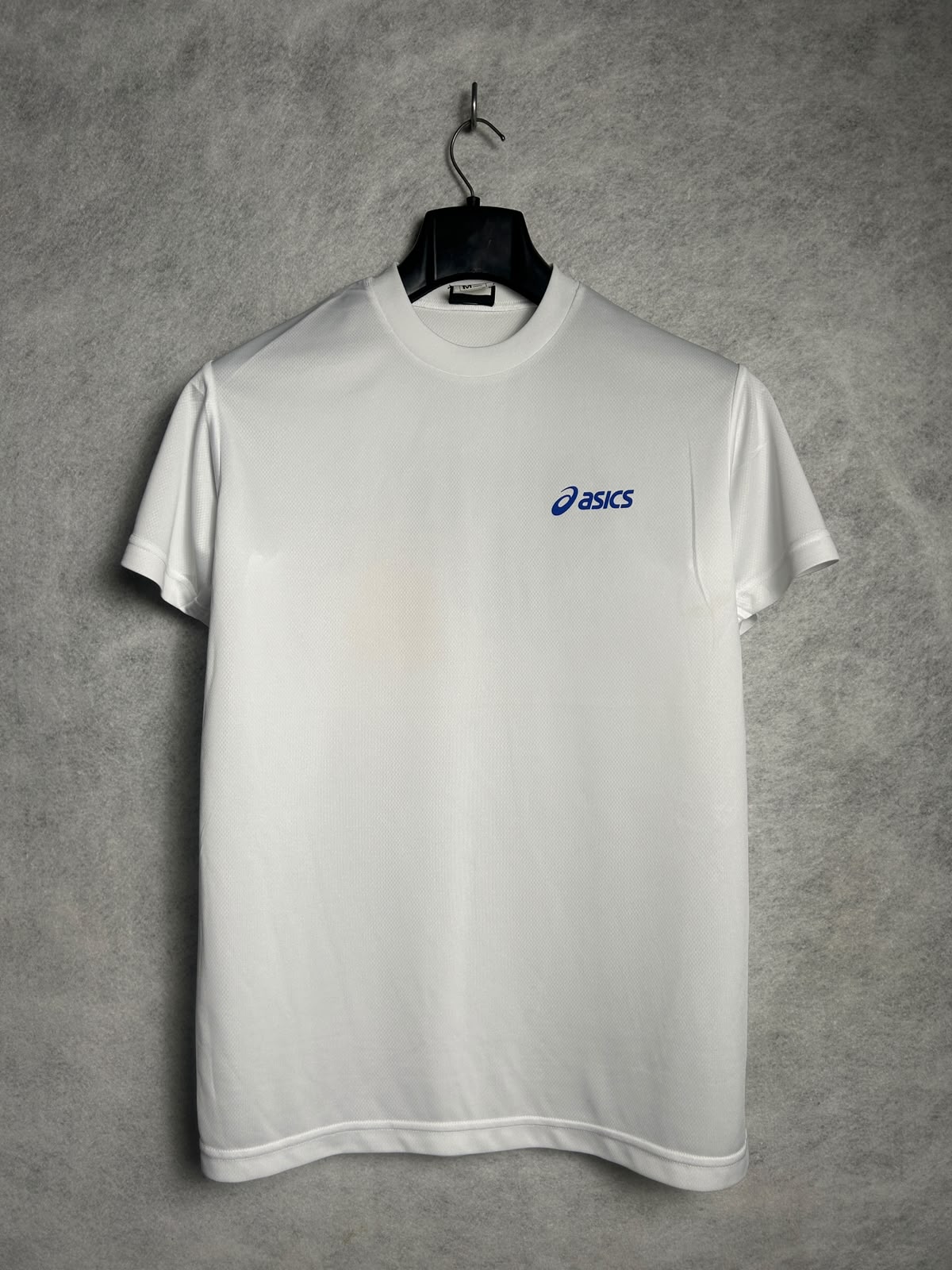 Asics White Round Neck Tee - Medium