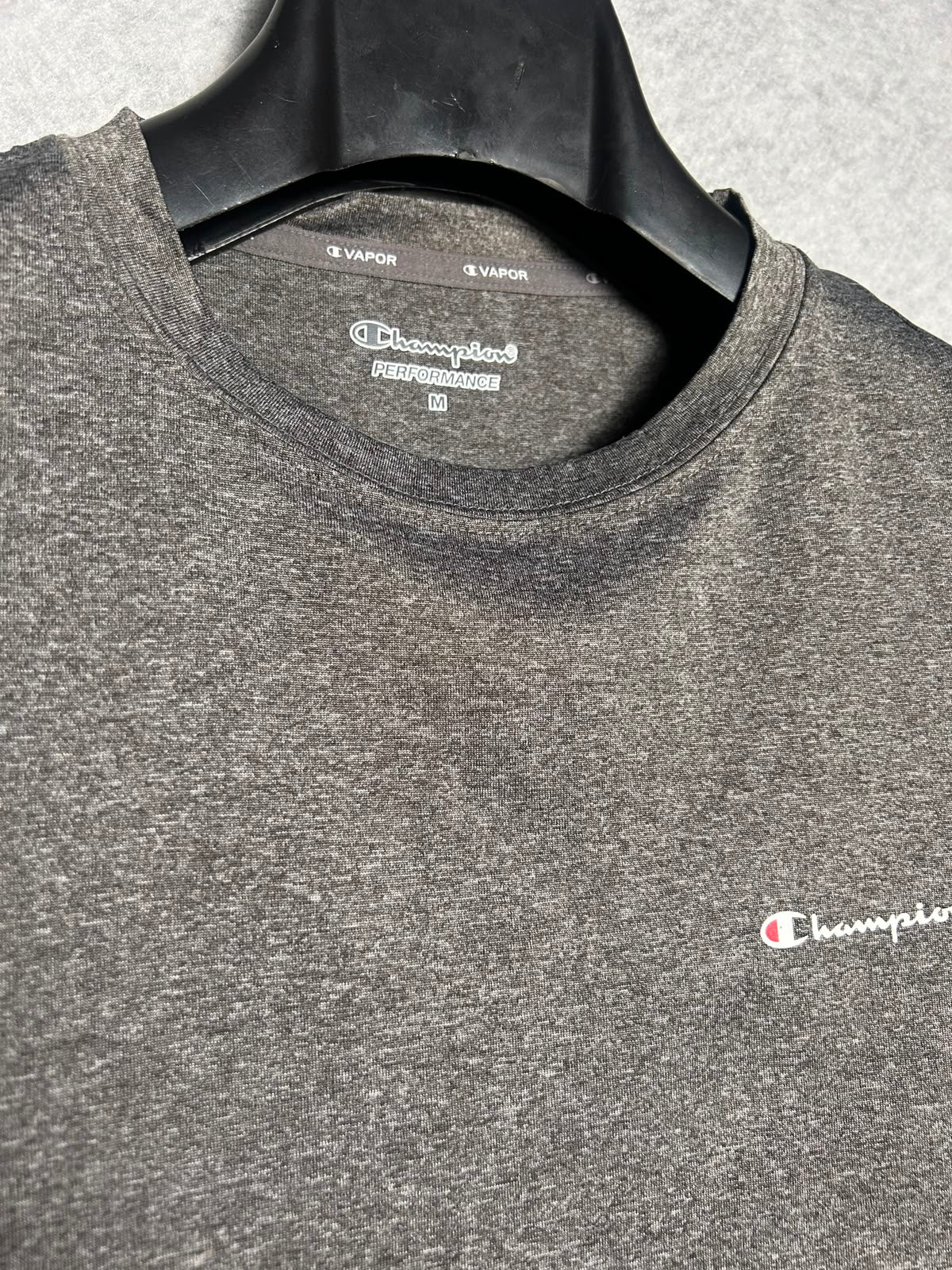 Champion Vapor Performance Round Neck Tee - Medium