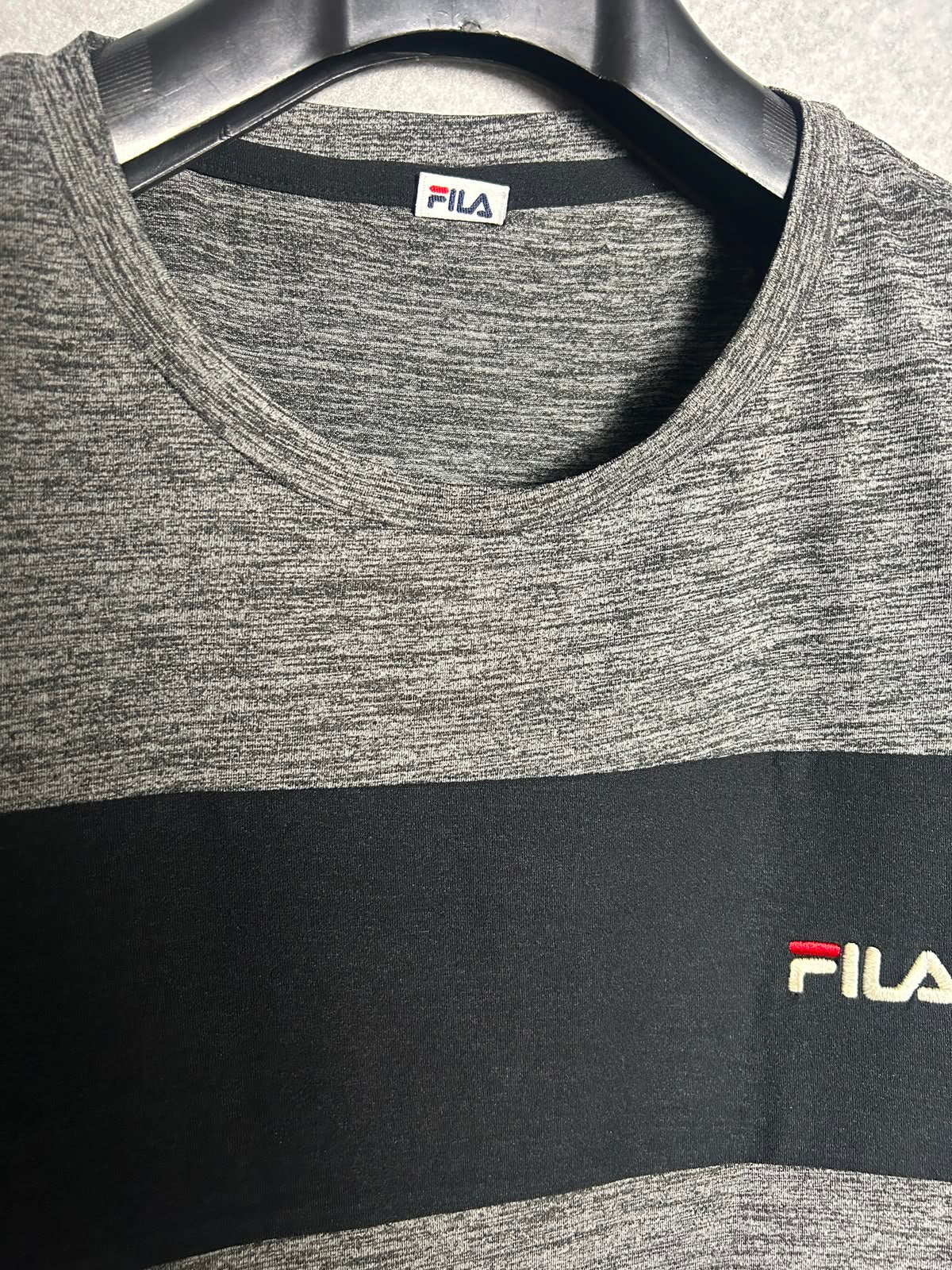 Fila Gray & Black Round Tee - XL