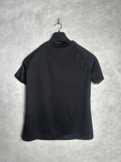 Umbro Black Round Neck - Small
