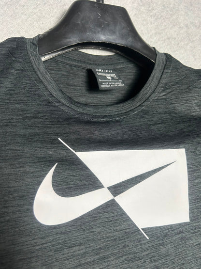 Nike Black Round Neck - Small