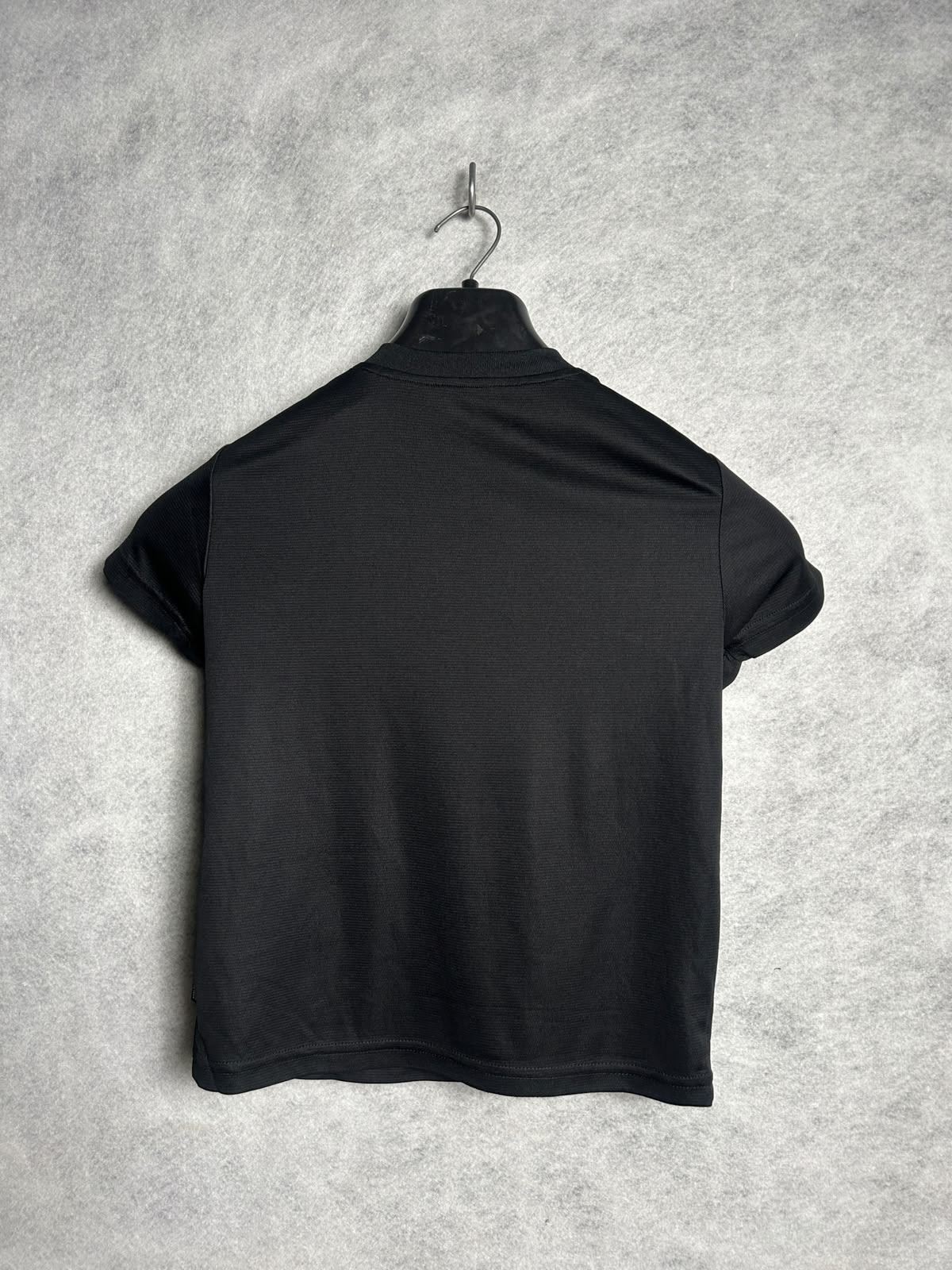 Puma Black V Neck - XS