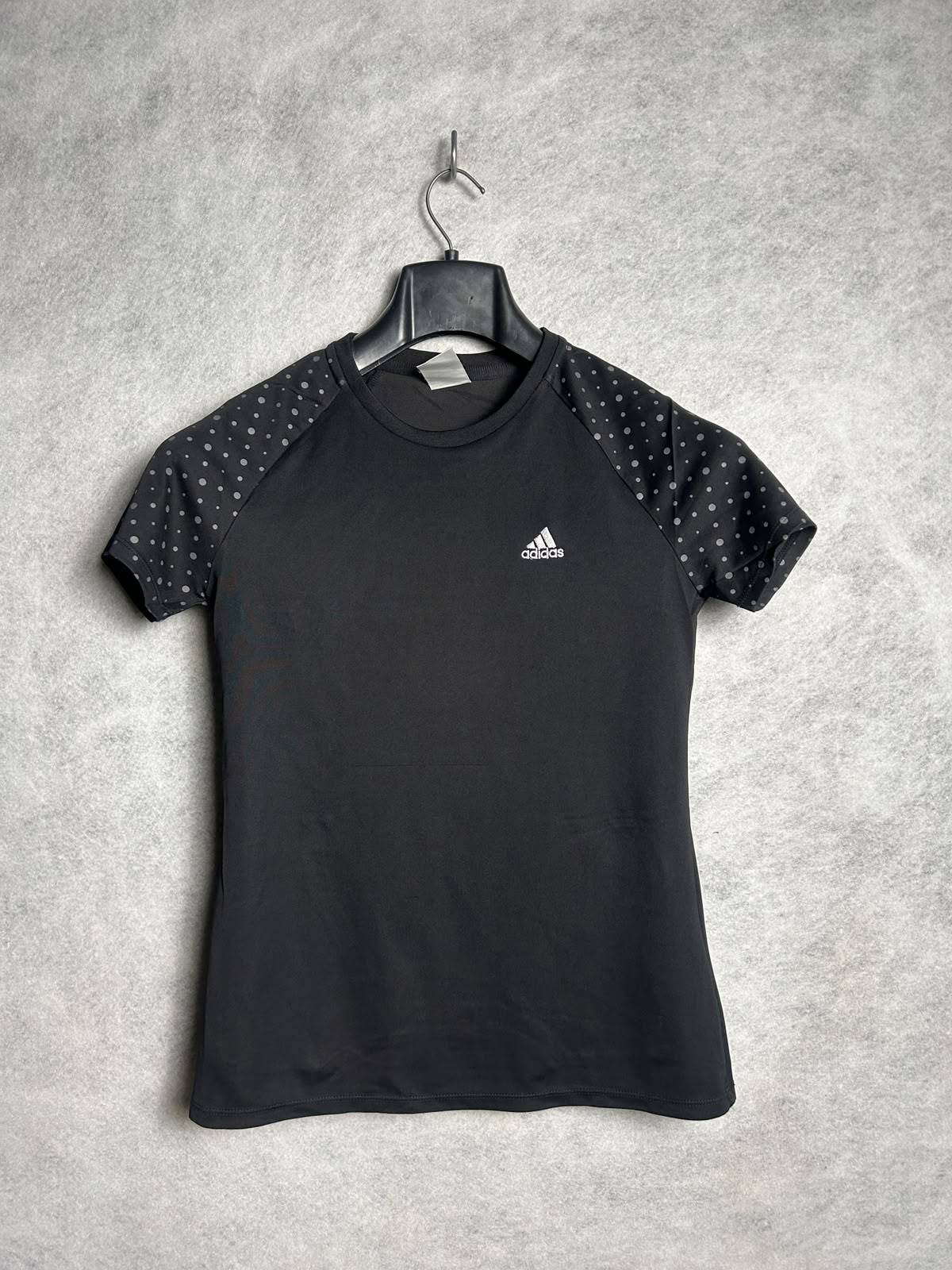 Adidas Black Round Neck Tee - Medium