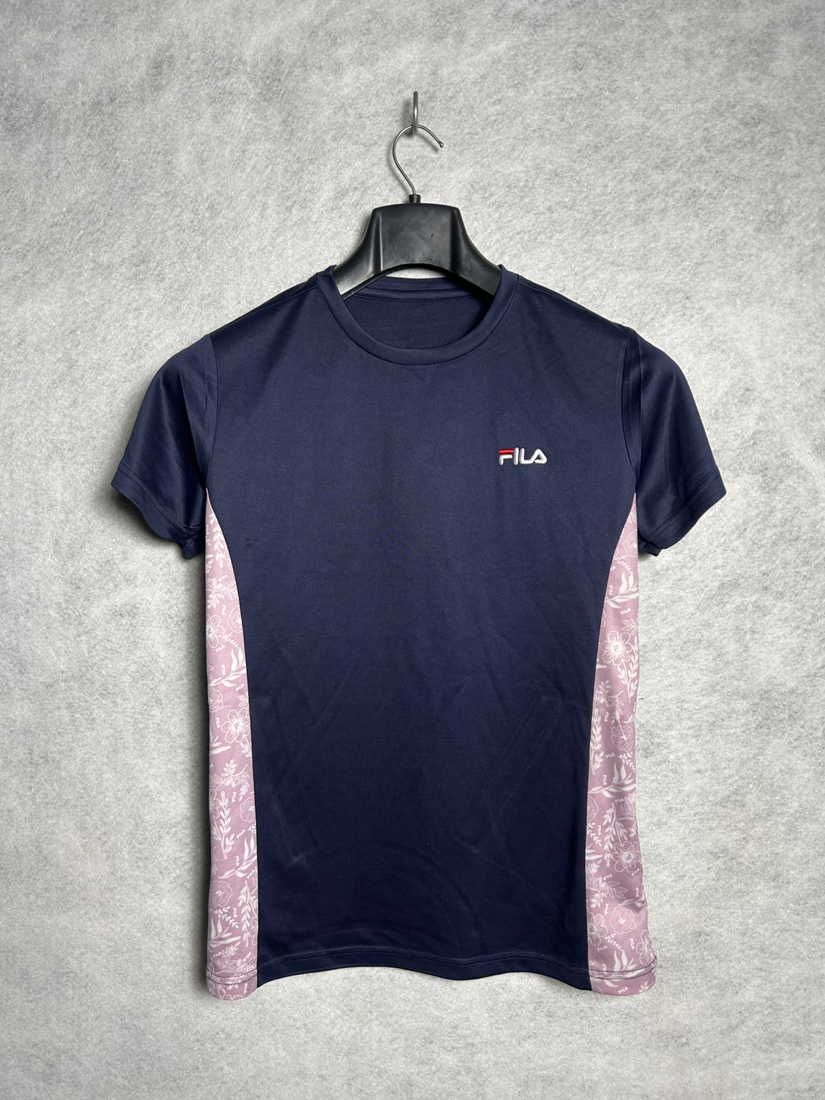 Fila Blue & Pink Round Neck Tee - Medium