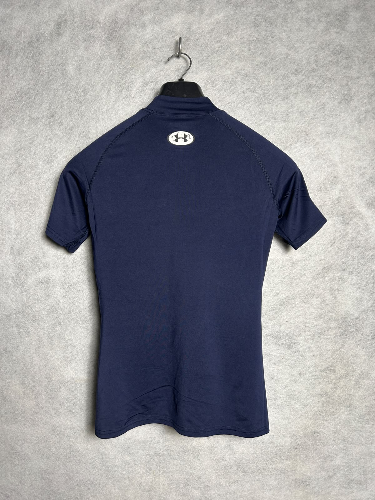 Under Armour Ink Blue Compression Round Neck Tee - Medium