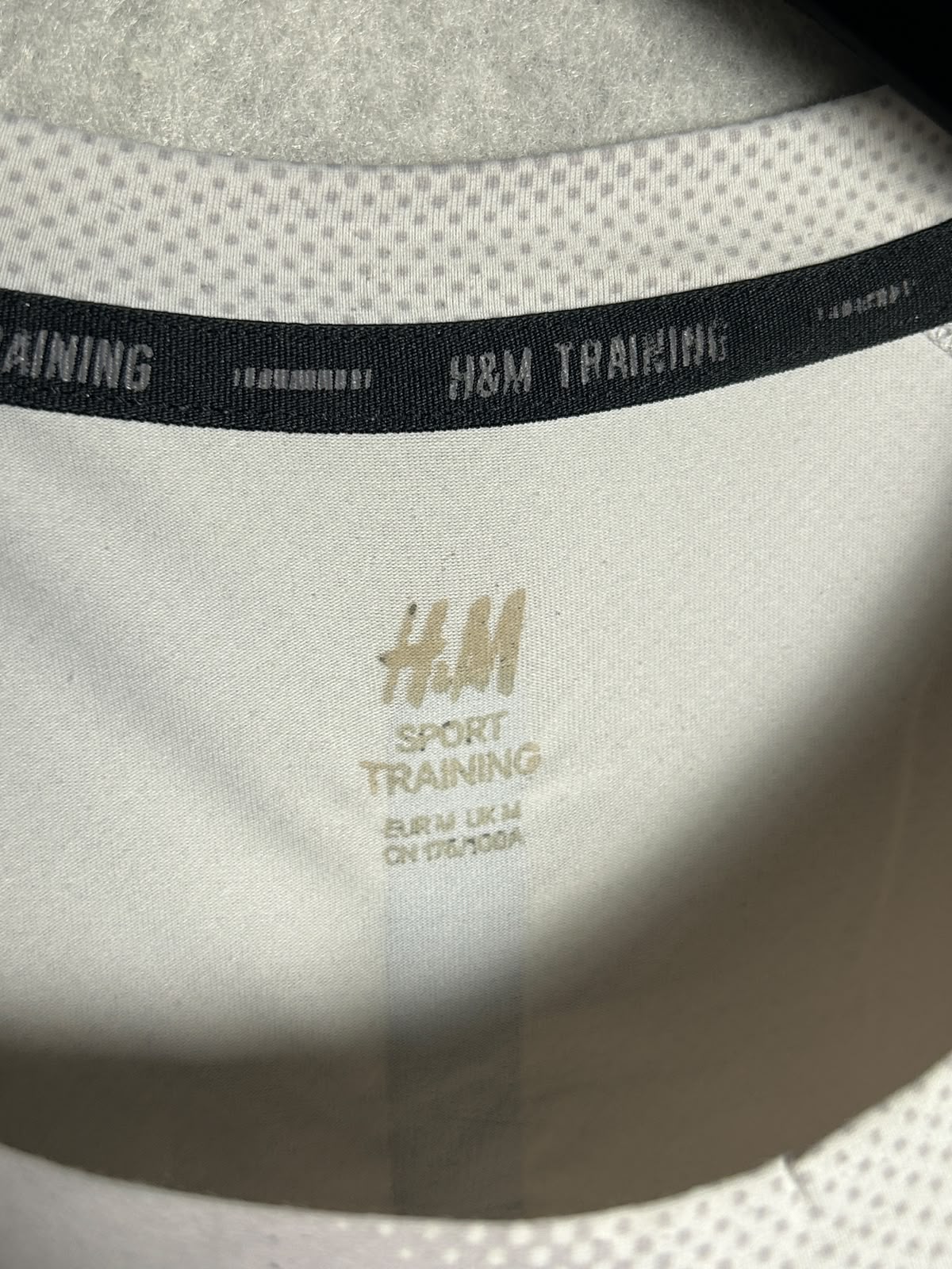 H & M Training Sport Round Neck - XL